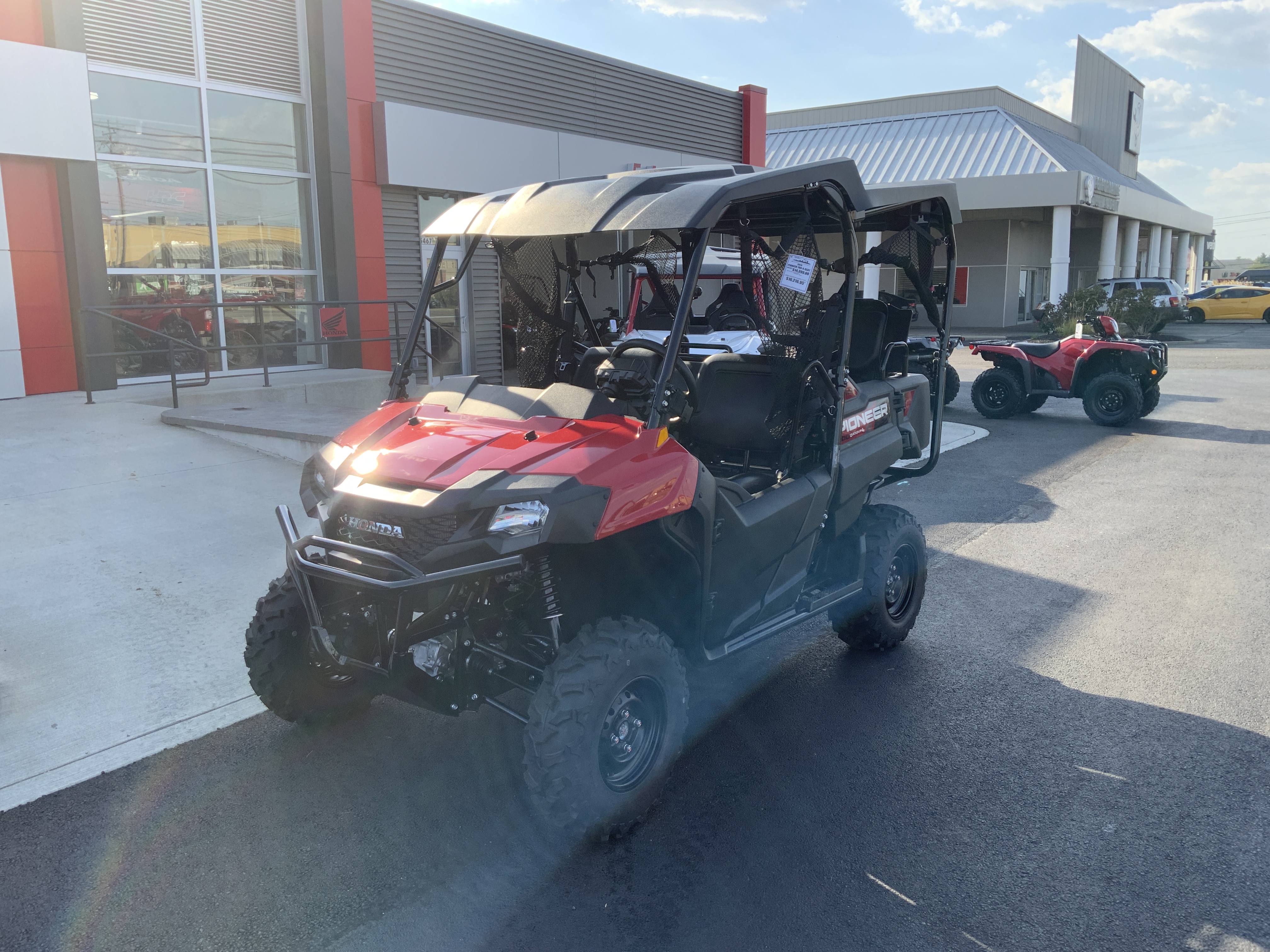 2026 Honda PIONEER 700-4 - Photo 6